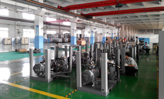 螺杆压缩机组装车间